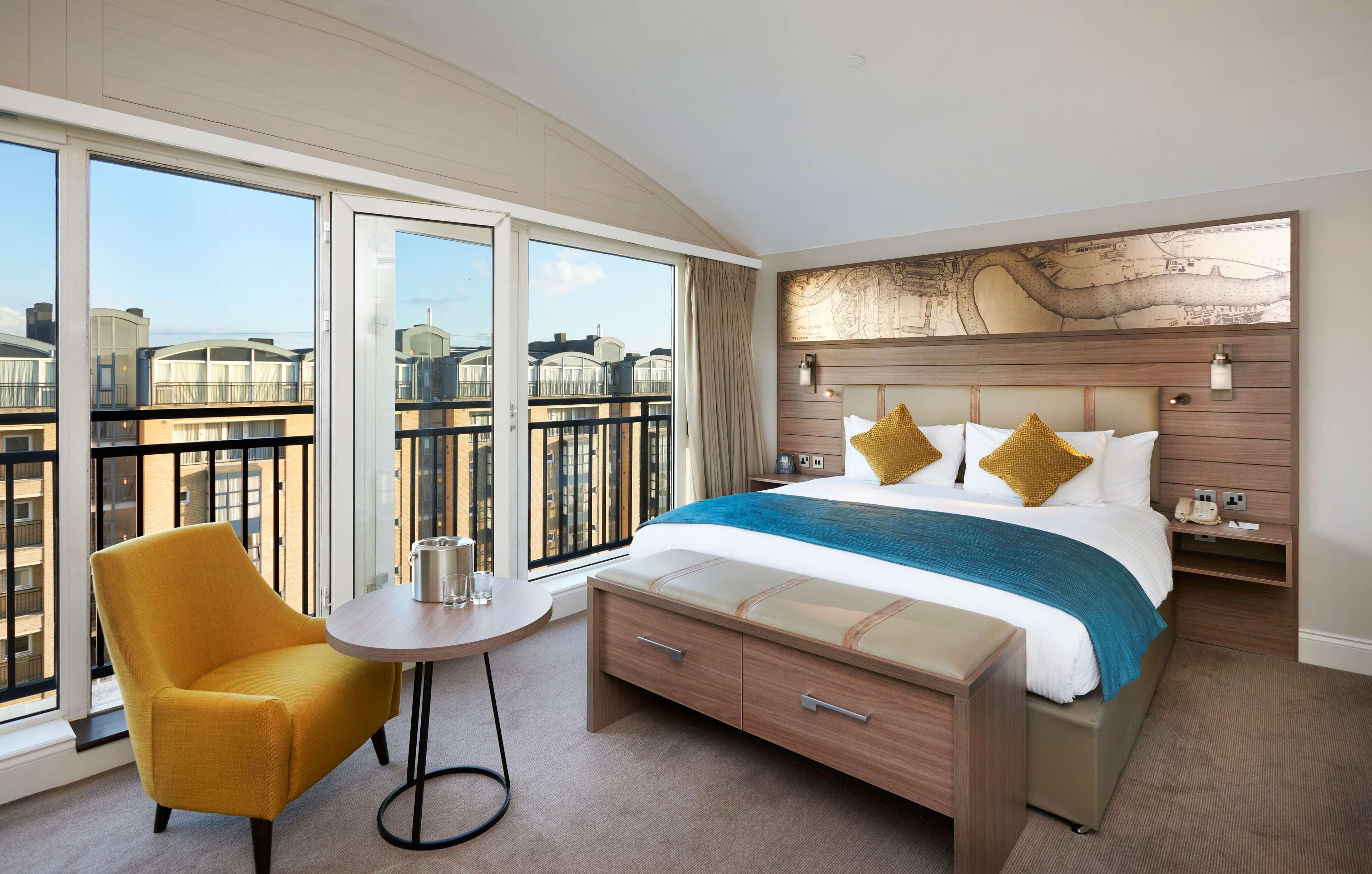 Doubletree By Hilton London - Docklands Riverside Dış mekan fotoğraf